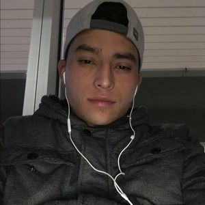 Meet your Posher, Luis